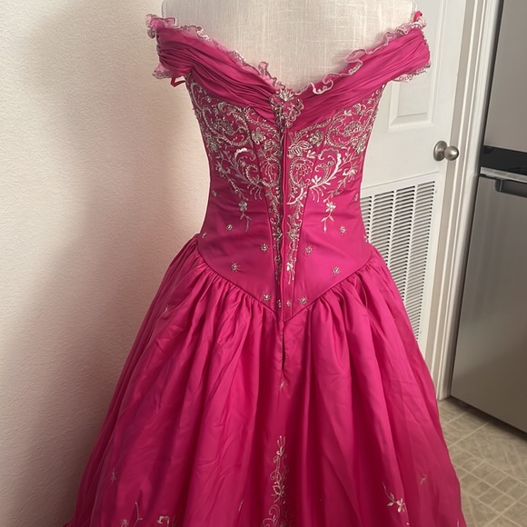 PRINCESS Ballgown PROM BRIDAL PAGEANT special occasion party HOMECOMING, Disney - Picture 7 of 17